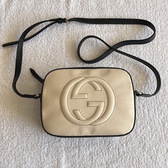 Gucci Pebbled Calfskin Small Soho Disco Bag